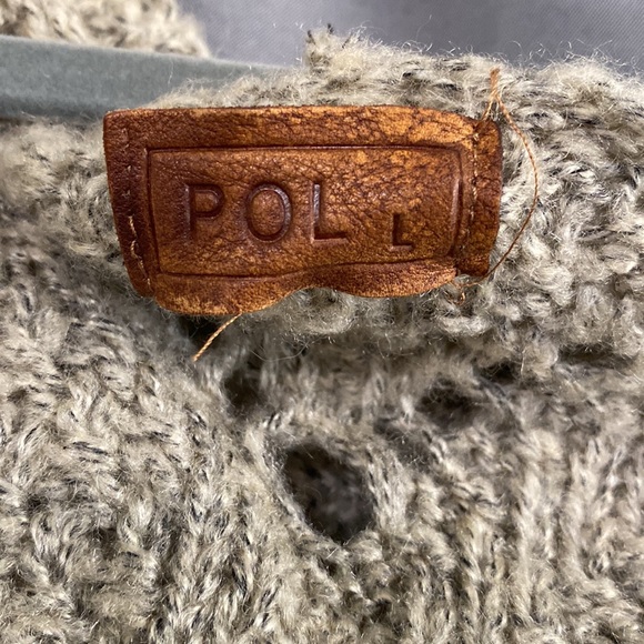 Long, comfy cardigan. Size L, but could fit XL/XXL. - Picture 5 of 6